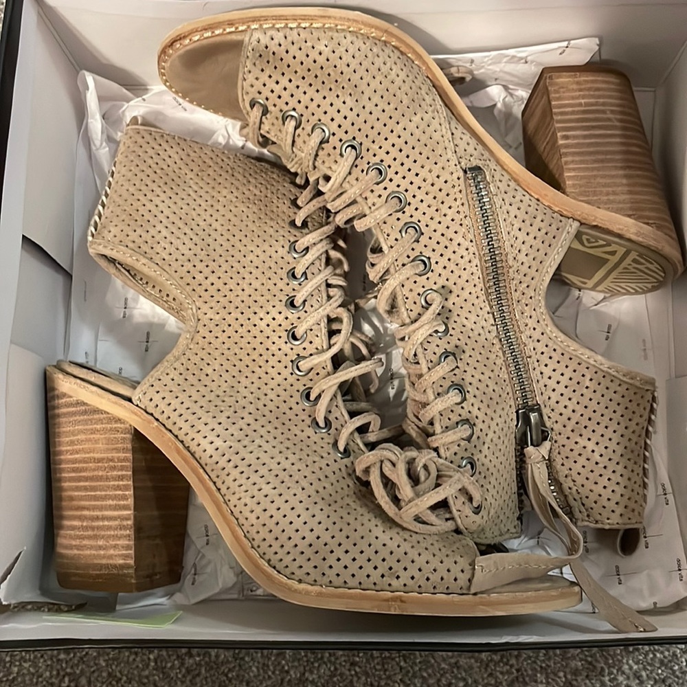 Dolce vita lace up bootie